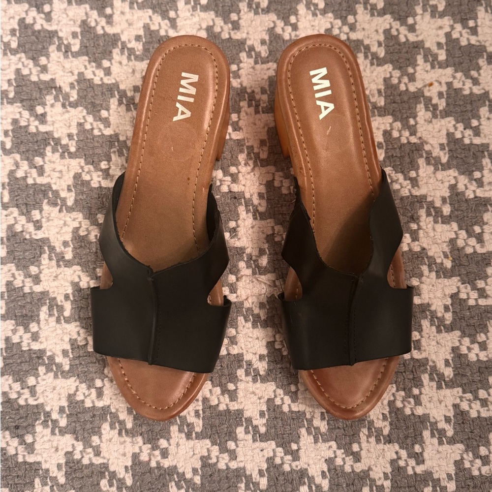 MIA-CLOG SANDALS - Picture 8 of 8
